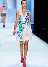 Fashionable midi dress of spring-summer 2016 with a branch print