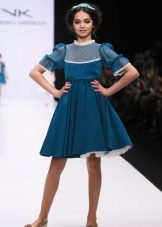 Elegant evening dress for girls with sleeves