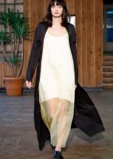 Coat to white dress to the floor