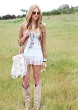 Bag to the dress in a lace country style