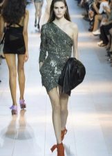 Shoes for gray evening dress