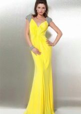 Yellow evening dress jewelery