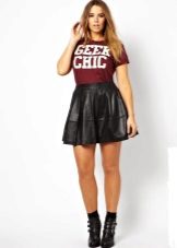 Summer skirt made of leather