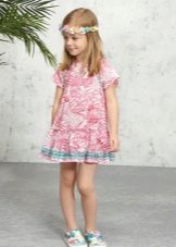 Summer dress with a print for a girl of 5 years