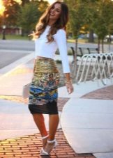 Printed straight skirt