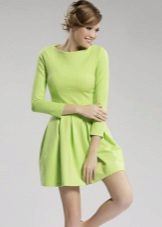 Short lime dress with long sleeves