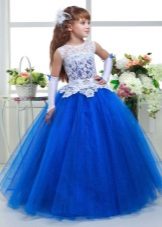 Accessories for a gorgeous lush dress for girls