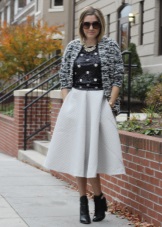 Fluffy white skirt below the knee