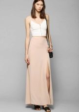 Long skirt with a slit