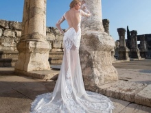 Wedding dress sexy with a transparent skirt