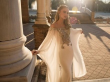 Sexy wedding dress made of thin transparent fabric