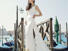 Tulipia Wedding Dress with Gold Embroidery