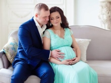 Turquoise dress for photo shoot pregnant