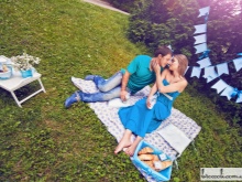 Photoshoot pregnant in the park