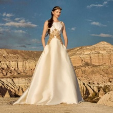 Wedding dress from Tulipia with gold embroidery