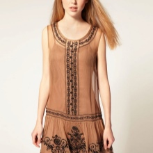 Straight dress with low waist