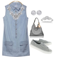 Gray shoes for denim dress