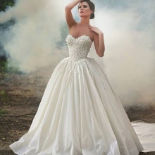 magnificent taffeta wedding dress