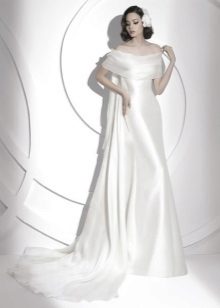 Straight wedding dress