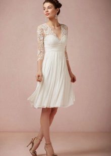 Skirt pleated short wedding dress