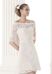 Short wedding dress