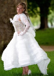 Wedding dress from balloons