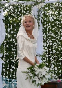 Wedding dress by Yudashkin Glucose