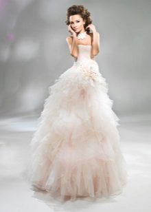 Wedding dress magnificent from Bogdan Anna