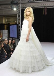 Magnificent wedding dress from Yudashkin