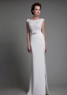 Closed wedding dress without sleeves