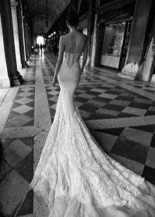 Wedding dress Inbal Dror with train