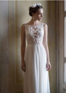 Lace top and sleeves in a wedding dress