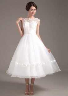 Short wedding dress with lace top
