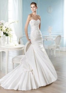Wedding dress mermaid with train