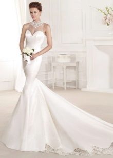 Wedding dress mermaid magnificent with train