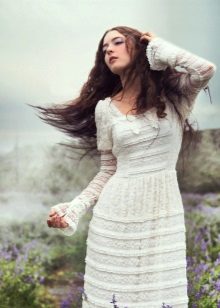 Closed boho wedding dress from thick lace