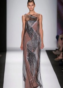 Evening dress with a print from Carolina Herera