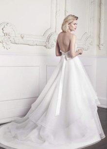 Wedding A-neck magnificent wedding dress with a train