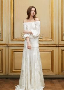 Low waist wedding dress with retro sleeves
