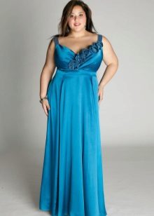 Evening dress for the full