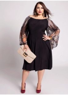 Evening dress with wide sleeves for full