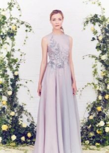 Evening dress with guipure by Jenny Packham