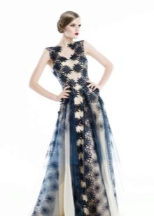 Guipure evening dress of simple cut