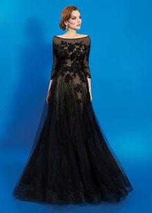 Evening dress with guipure top