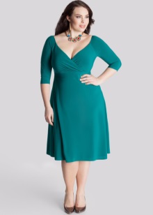 Green evening dress for full