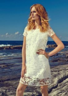 Short lace evening dress white