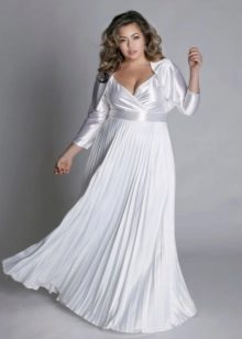 White evening dress for full with pleated