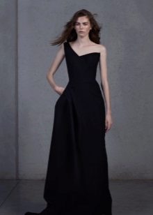 Black evening dress with one bra