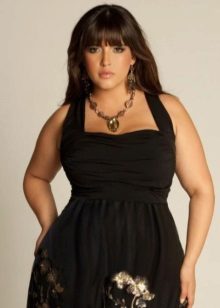 Jewelery for evening black dress for full