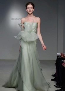 Wedding dress straight pastel shade